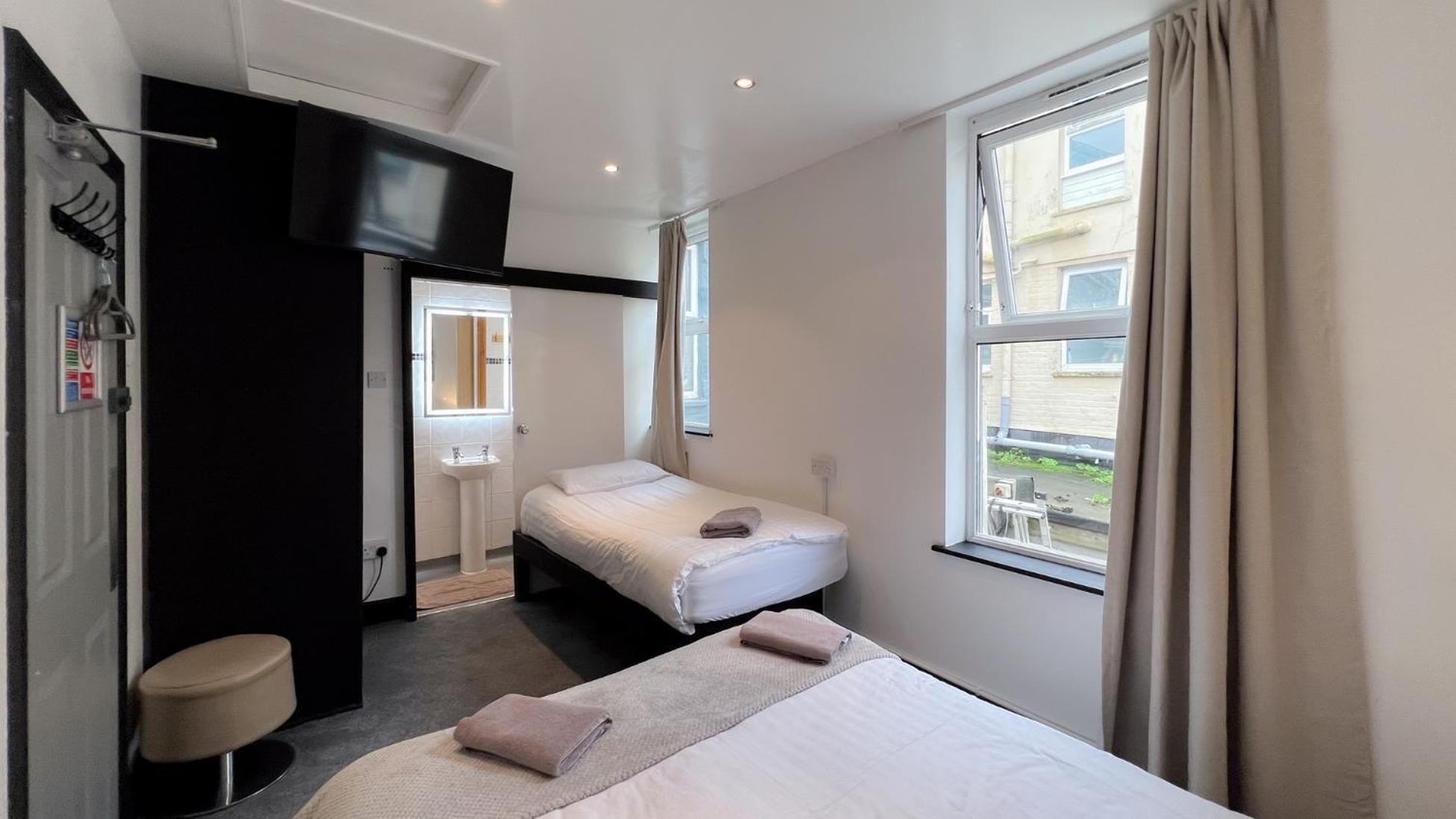 Blue Reef Hotel New Quay